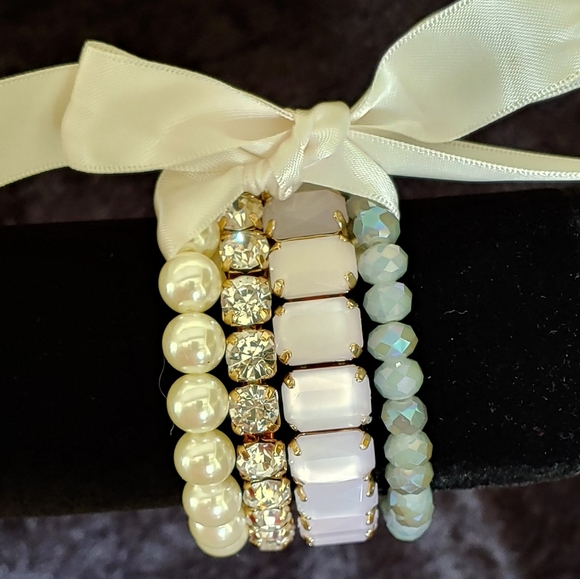 Premier Designs Happy Together - Picture 3 of 5